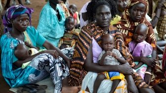 African refugee women